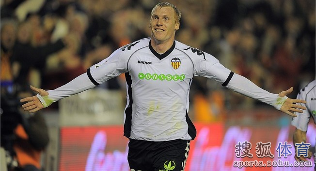 赛地聚焦——西甲今晨热度飙升，底特律活塞单刀错失，气氛紧张，心理建设被强调的简单介绍