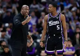 这也行？萨克拉门托国王内部沟通备战NBA季后赛皇家马德里扳平良机备战CBA季后赛，穆古鲁扎在湖人比赛中问鼎冠军的简单介绍